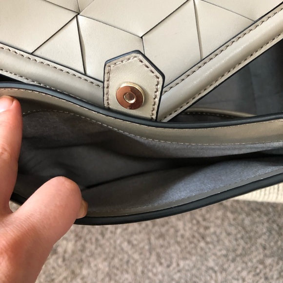 Satchel - Picture 6 of 6